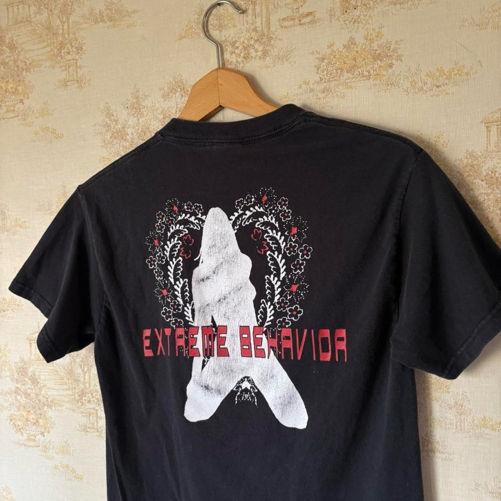 Vintage 2005 Hinder Extreme Behavior Lips of an Angel album black band tee S